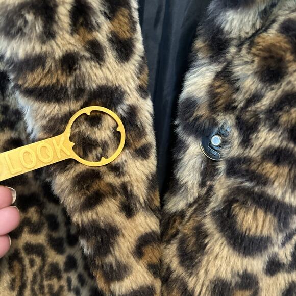C&C CALIFORNIA GIRLS LEOPARD PRINT FAUX FUR PLUSH JACKET COAT 10 Missing Buttons - Picture 3 of 8